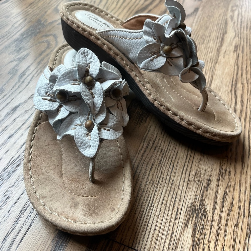 Clarks Artisan Women’s sandals size 7